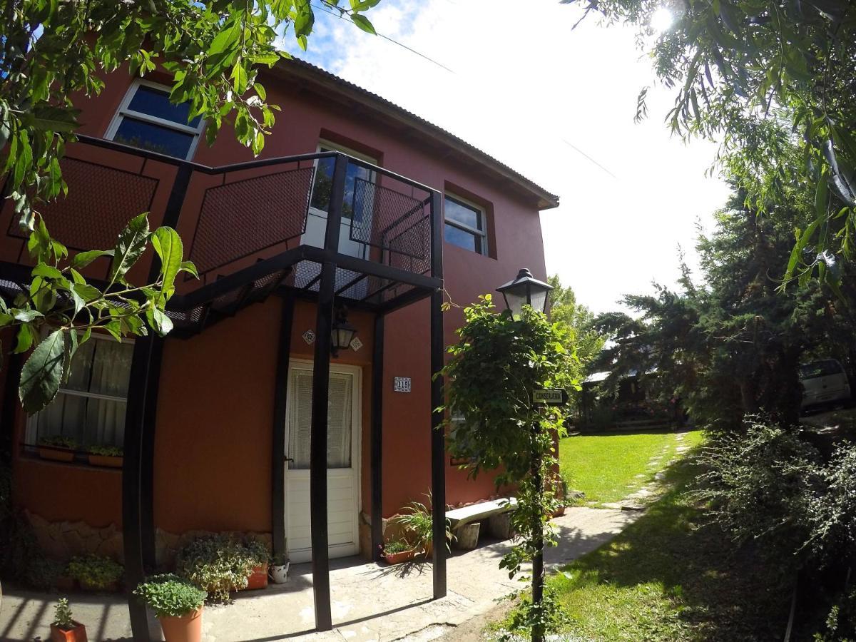 Hospedaje Mi Rincon El Chalten Exterior photo